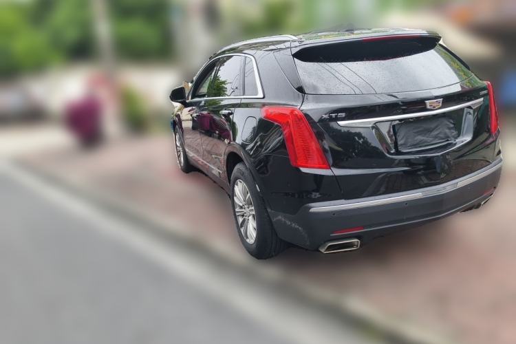 Used Cadillac XT5 2018 25T Luxury Model Rear Left 45 Deg