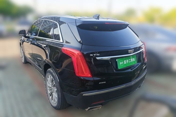 Used Cadillac XT5 2018 28T Four-Wheel Drive Luxury Model Rear Left 45 Deg