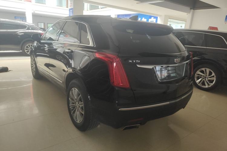 Used Cadillac XT5 2018 25T Luxury Model Rear Left 45 Deg