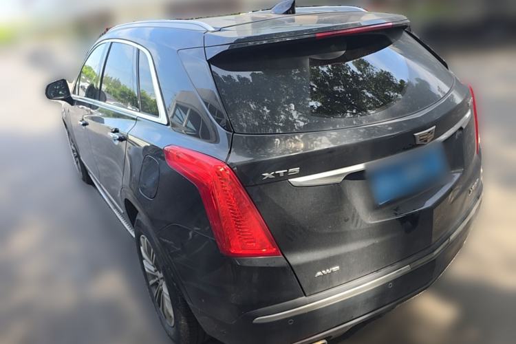 Used Cadillac XT5 2018 25T Luxury Model Rear Left 45 Deg
