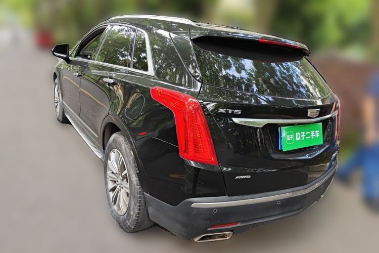 Used Cadillac XT5 2018 28T Four-Wheel Drive Luxury Model Rear Left 45 Deg