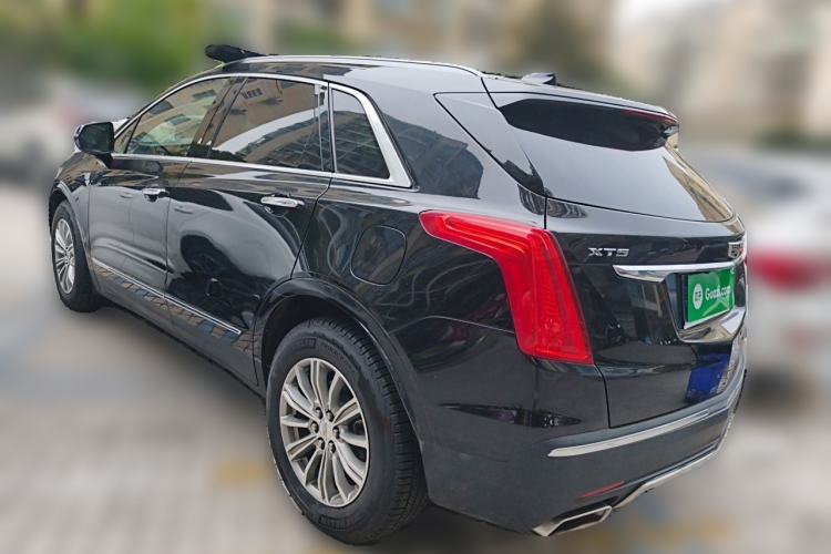 Used Cadillac XT5 2018 25T Luxury Model Rear Left 45 Deg
