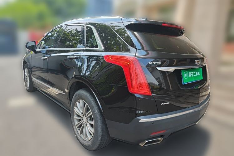 Used Cadillac XT5 2018 28T Four-Wheel Drive Luxury Model Rear Left 45 Deg