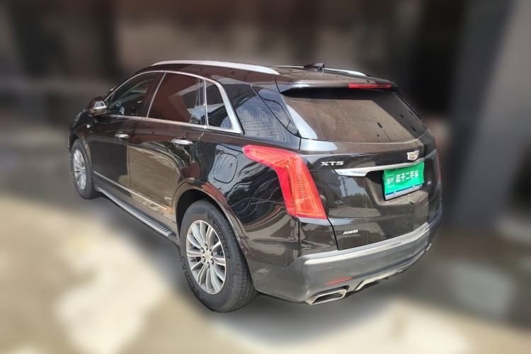 Used Cadillac XT5 2018 28T Four-Wheel Drive Luxury Model Rear Left 45 Deg