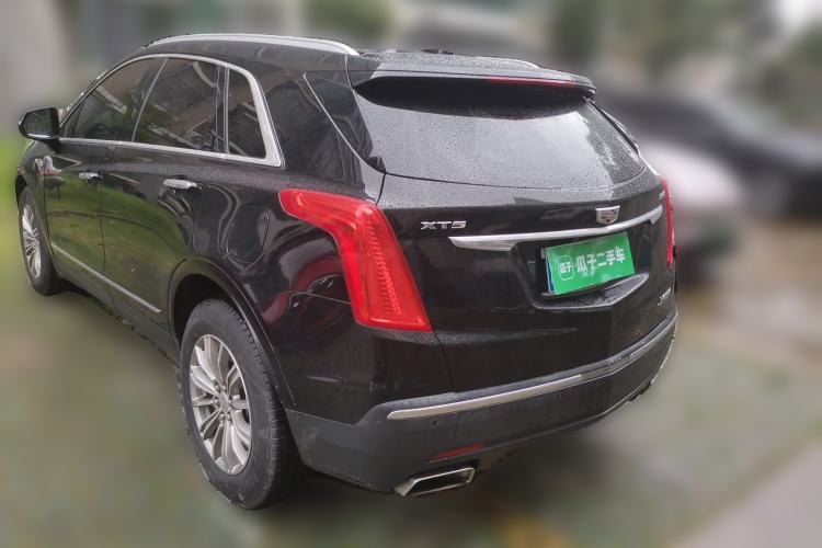 Used Cadillac XT5 2018 25T Luxury Model Rear Left 45 Deg