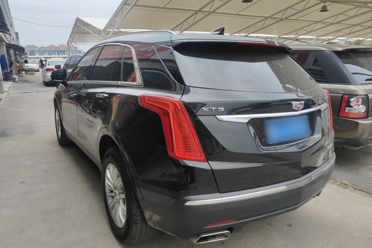 Used Cadillac XT5 2018 25T Tech Model Rear Left 45 Deg