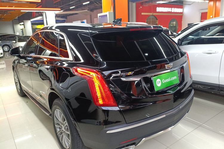 Used Cadillac XT5 2018 25T Luxury Model Rear Left 45 Deg