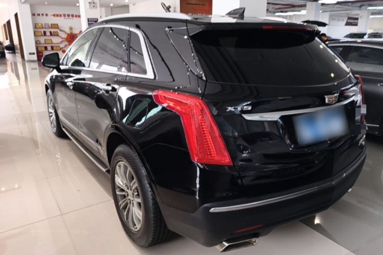 Used Cadillac XT5 2018 25T Luxury Model Rear Left 45 Deg