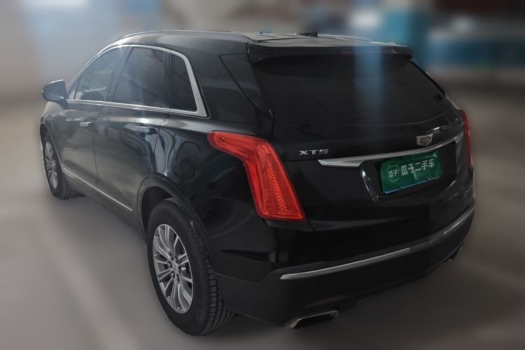 Used Cadillac XT5 2018 25T Luxury Model Rear Left 45 Deg