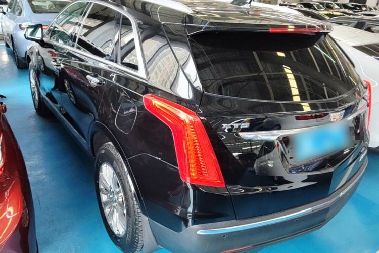 Used Cadillac XT5 2018 25T Luxury Model Rear Left 45 Deg