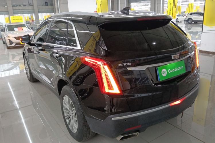 Used Cadillac XT5 2018 25T Luxury Model Rear Left 45 Deg