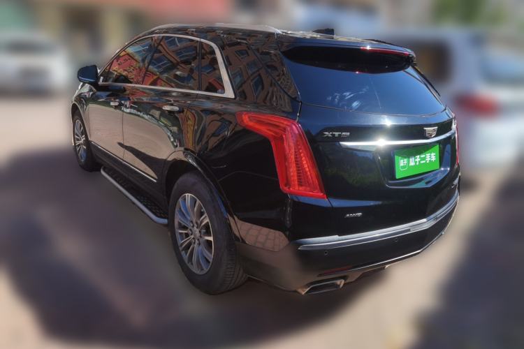 Used Cadillac XT5 2018 28T Four-Wheel Drive Luxury Model Rear Left 45 Deg