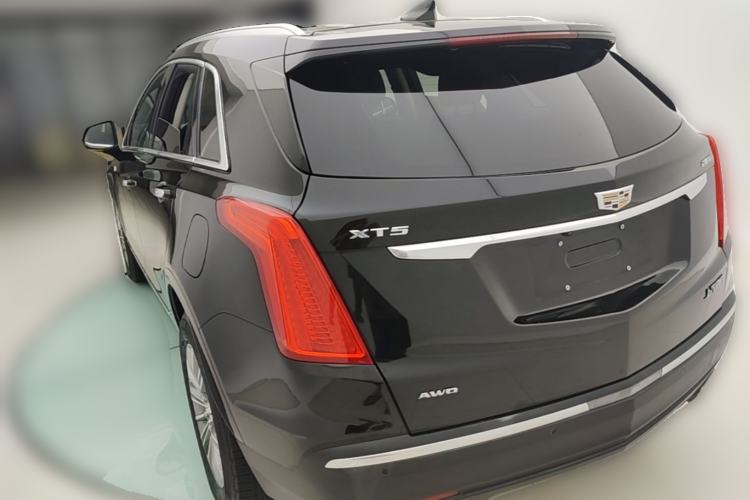 Used Cadillac XT5 2018 28T Four-Wheel Drive Luxury Model Rear Left 45 Deg