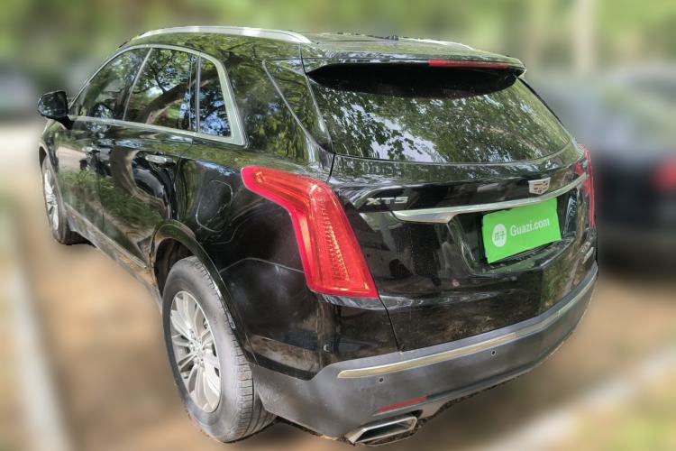 Used Cadillac XT5 2018 25T Luxury Model Rear Left 45 Deg