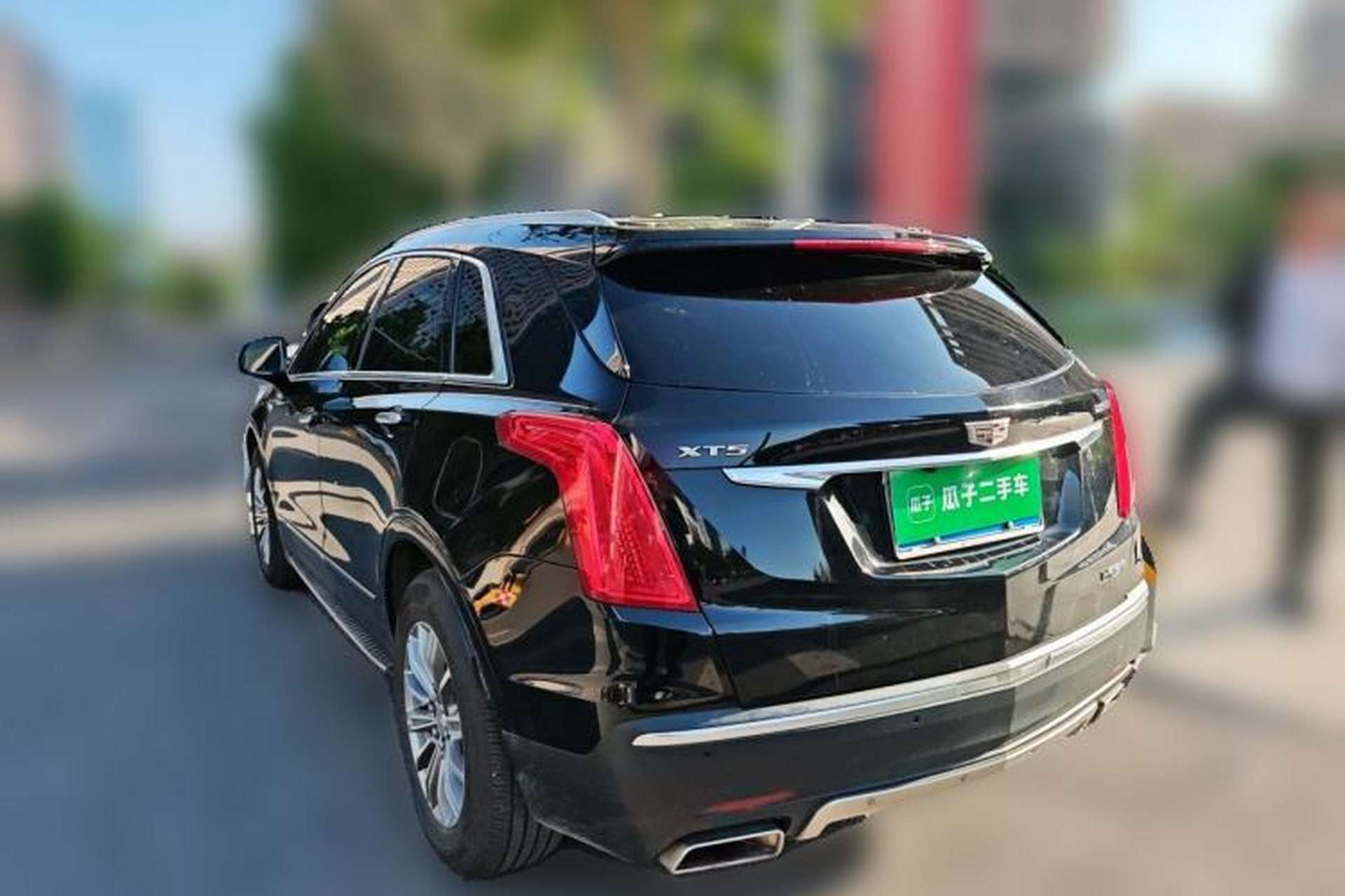 Used Cadillac XT5 2018 25T Luxury Model Rear Left 45 Deg