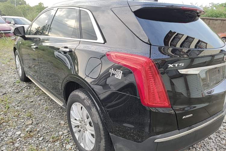 Used Cadillac XT5 2018 28E Four-Wheel Drive Tech Version Rear Left 45 Deg