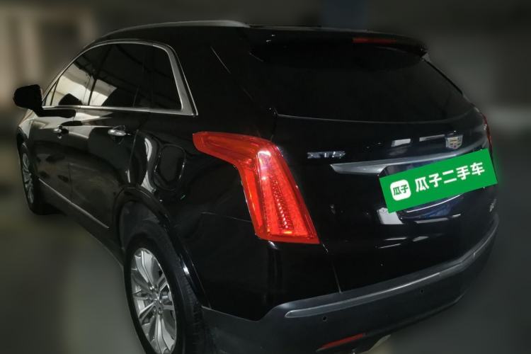 Used Cadillac XT5 2018 25T Luxury Model Rear Left 45 Deg