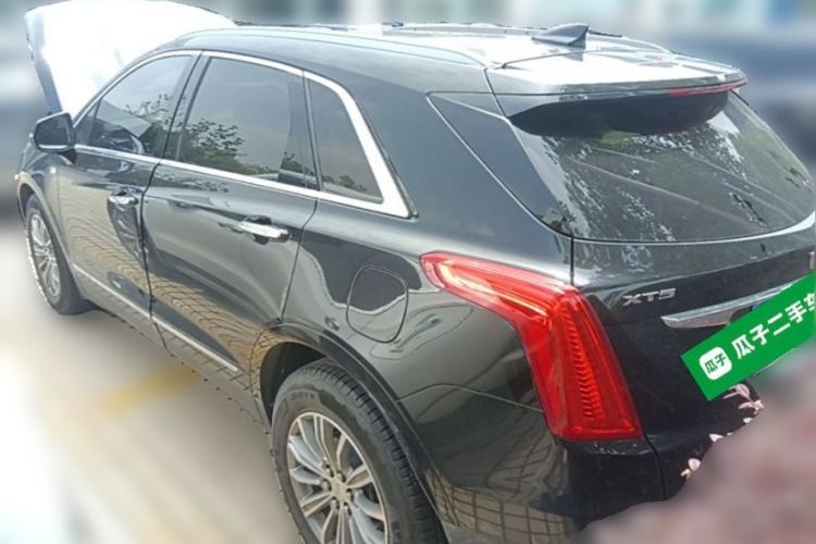 Used Cadillac XT5 2018 25T Luxury Model Rear Left 45 Deg