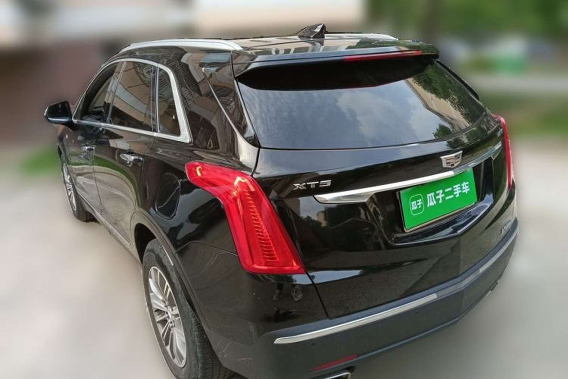 Used Cadillac XT5 2018 25T Luxury Model Rear Left 45 Deg