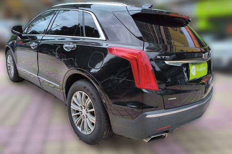 Used Cadillac XT5 2018 28T Four-Wheel Drive Luxury Model Rear Left 45 Deg