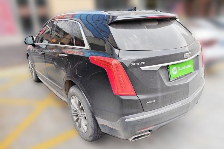 Used Cadillac XT5 2018 28T Four-Wheel Drive Luxury Model Rear Left 45 Deg