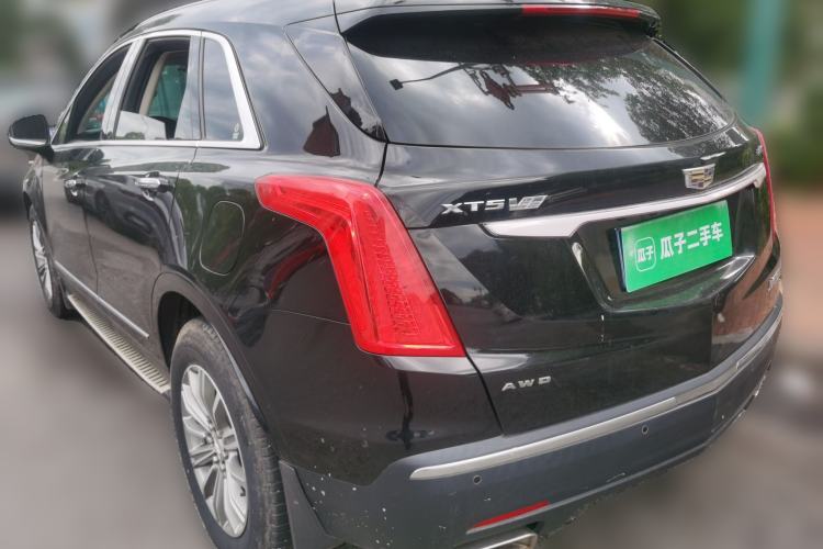 Used Cadillac XT5 2018 25T Luxury Model Rear Left 45 Deg