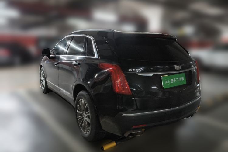 Used Cadillac XT5 2018 25T Luxury Model Rear Left 45 Deg