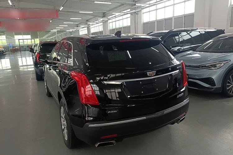 Used Cadillac XT5 2018 28T Four-Wheel Drive Luxury Model Rear Left 45 Deg
