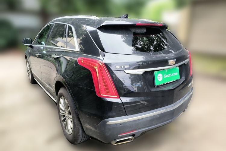 Used Cadillac XT5 2018 25T Luxury Model Rear Left 45 Deg