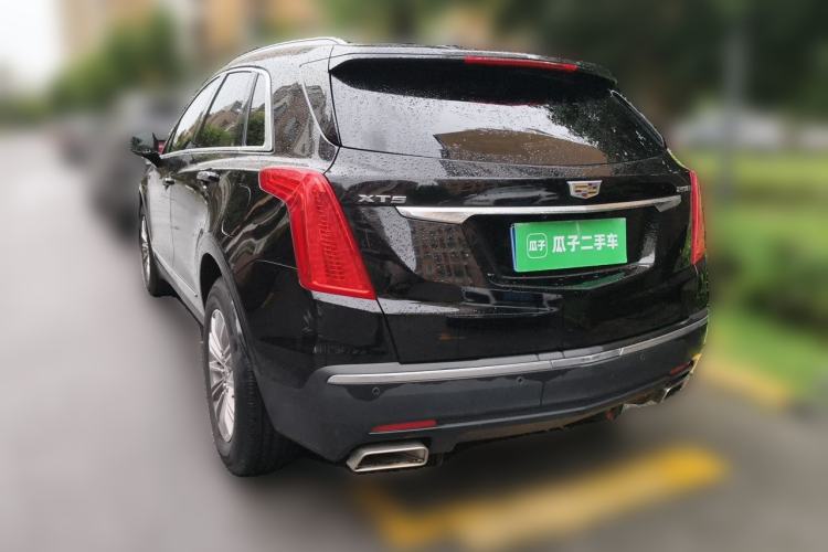 Used Cadillac XT5 2018 25T Luxury Model Rear Left 45 Deg