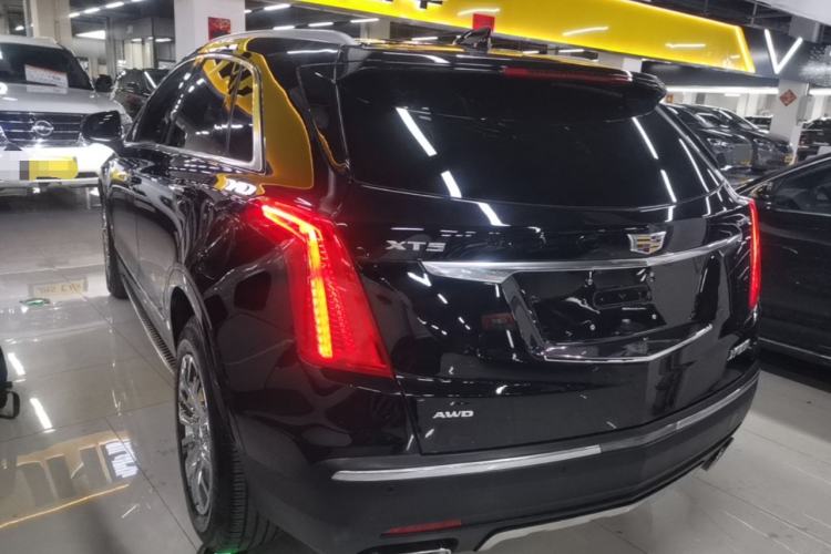Used Cadillac XT5 2018 28E Four-Wheel Drive Tech Version Rear Left 45 Deg
