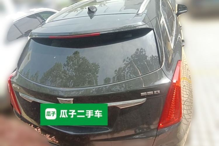 Used Cadillac XT5 2018 25T Luxury Model Rear
