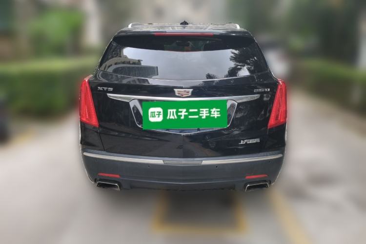 Used Cadillac XT5 2018 25T Luxury Model Rear