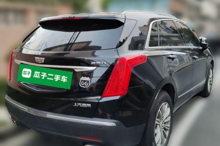 Used Cadillac XT5 2018 25T Luxury Model Rear Right 45 Deg