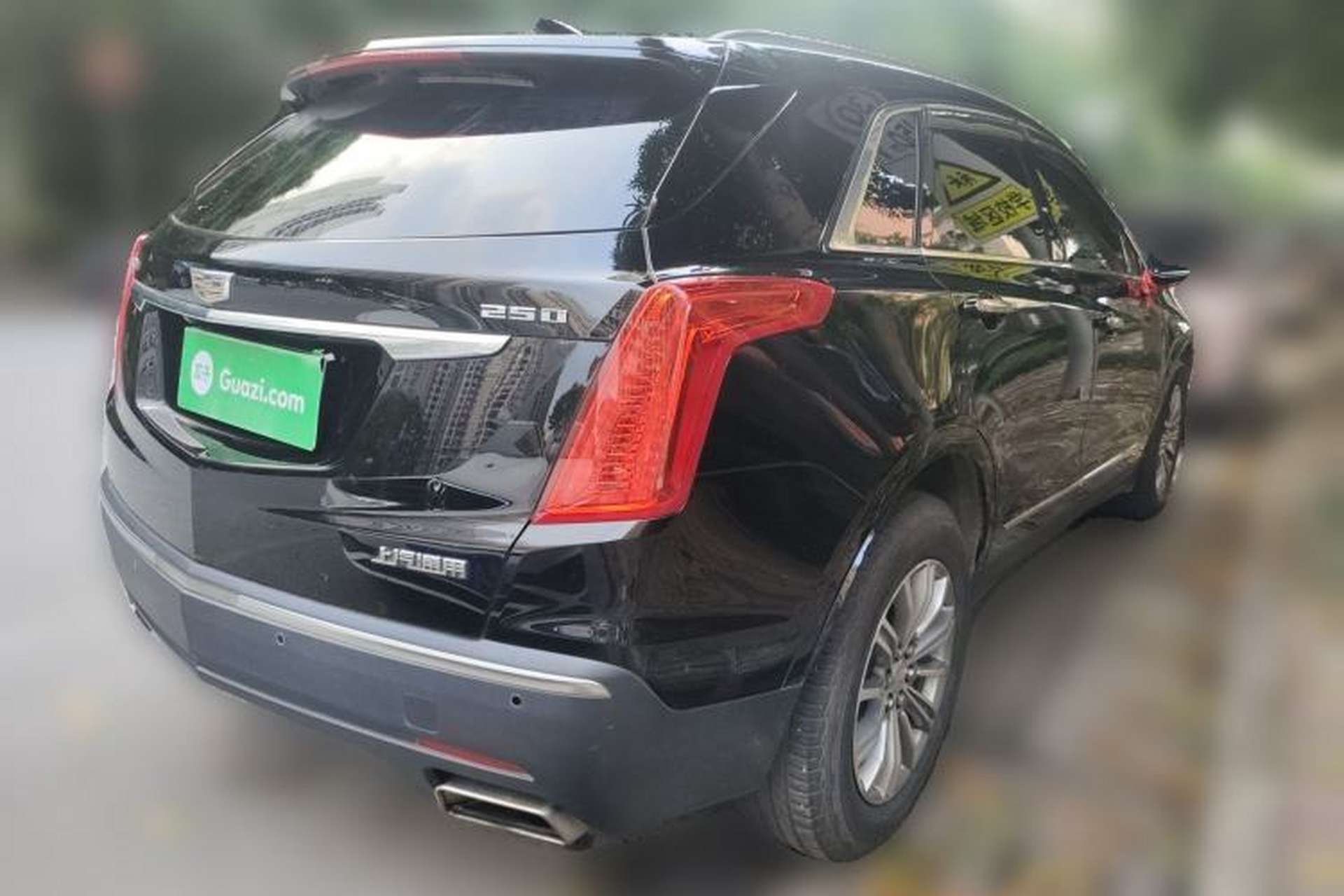 Used Cadillac XT5 2018 25T Luxury Model Rear Right 45 Deg