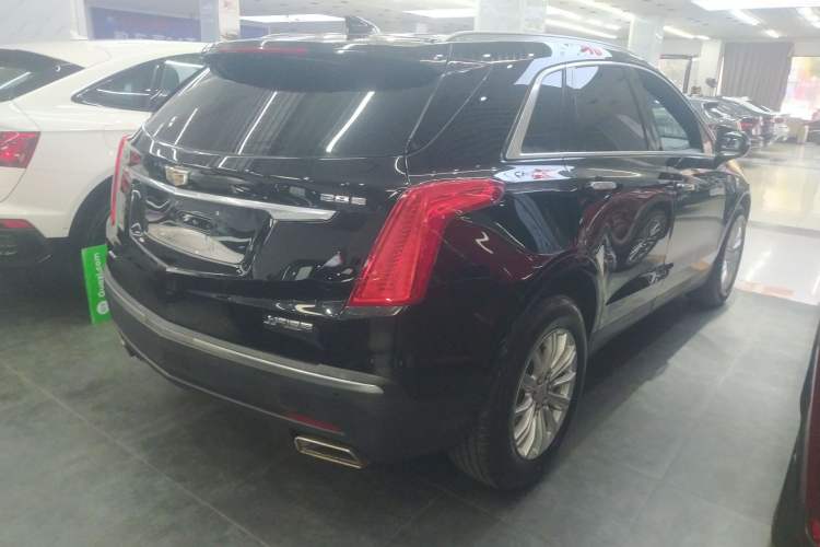 Used Cadillac XT5 2018 28E Four-Wheel Drive Tech Version Rear Right 45 Deg