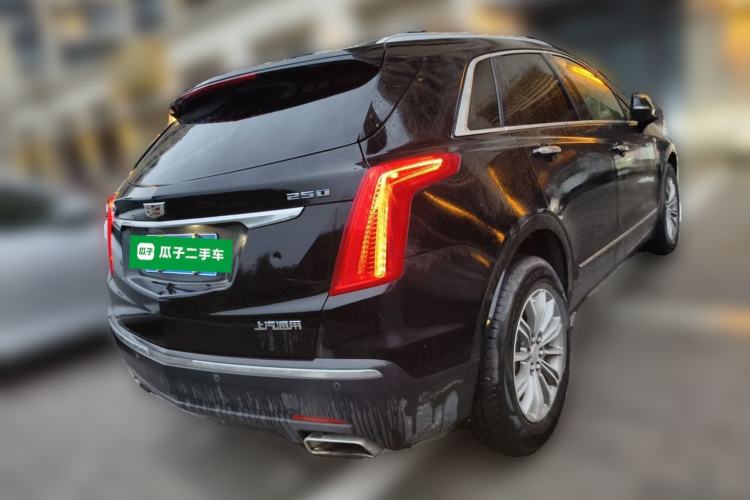 Used Cadillac XT5 2018 25T Luxury Model Rear Right 45 Deg