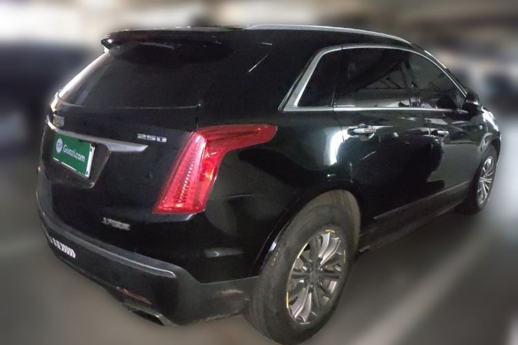 Used Cadillac XT5 2018 25T Luxury Model Rear Right 45 Deg