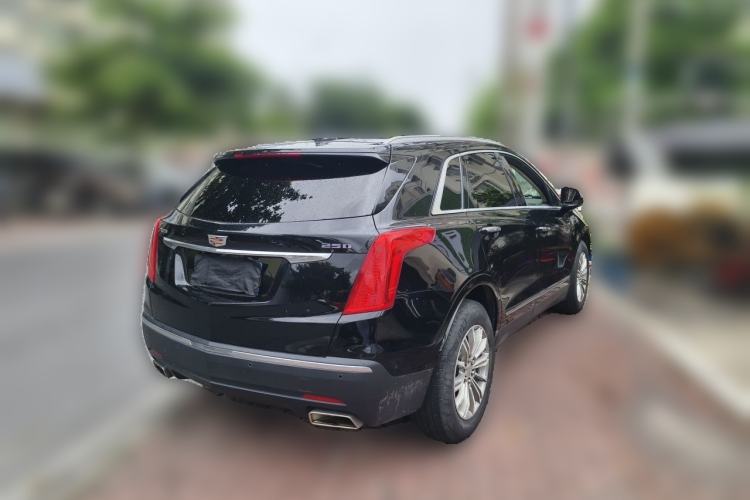 Used Cadillac XT5 2018 25T Luxury Model Rear Right 45 Deg