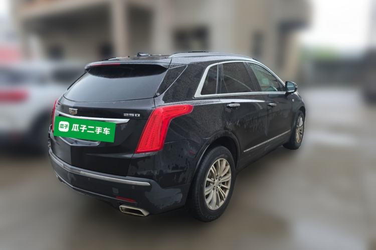 Used Cadillac XT5 2018 25T Luxury Model Rear Right 45 Deg