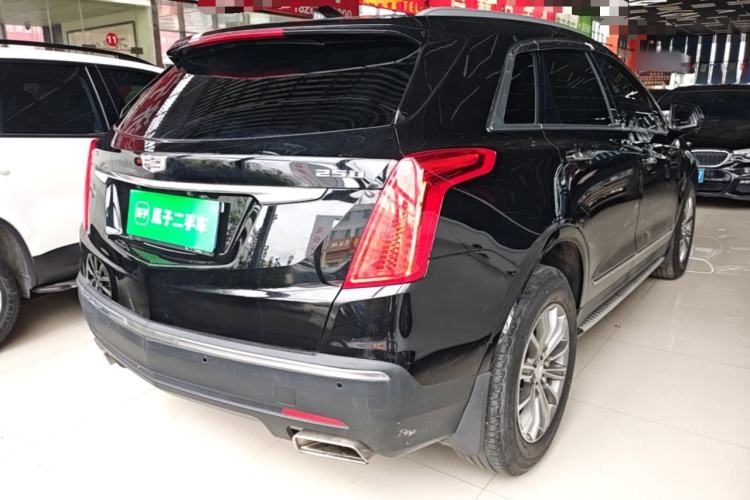 Used Cadillac XT5 2018 25T Luxury Model Rear Right 45 Deg