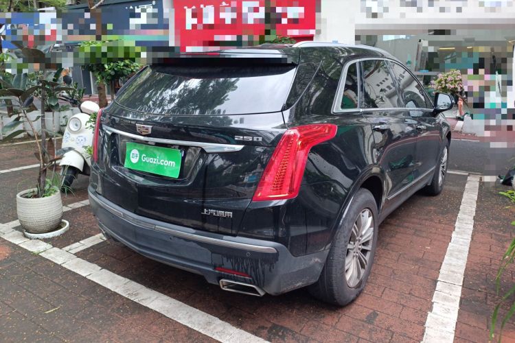 Used Cadillac XT5 2018 25T Luxury Model Rear Right 45 Deg