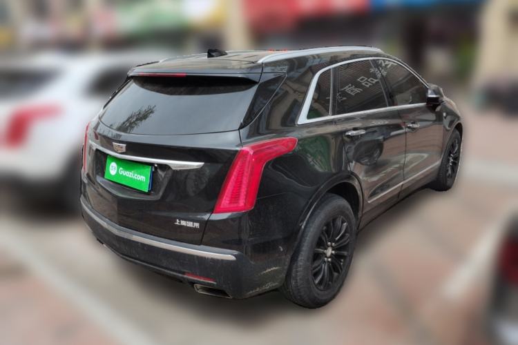 Used Cadillac XT5 2018 25T Luxury Model Rear Right 45 Deg