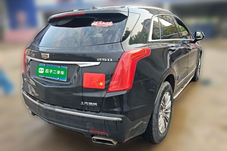 Used Cadillac XT5 2018 25T Luxury Model Rear Right 45 Deg