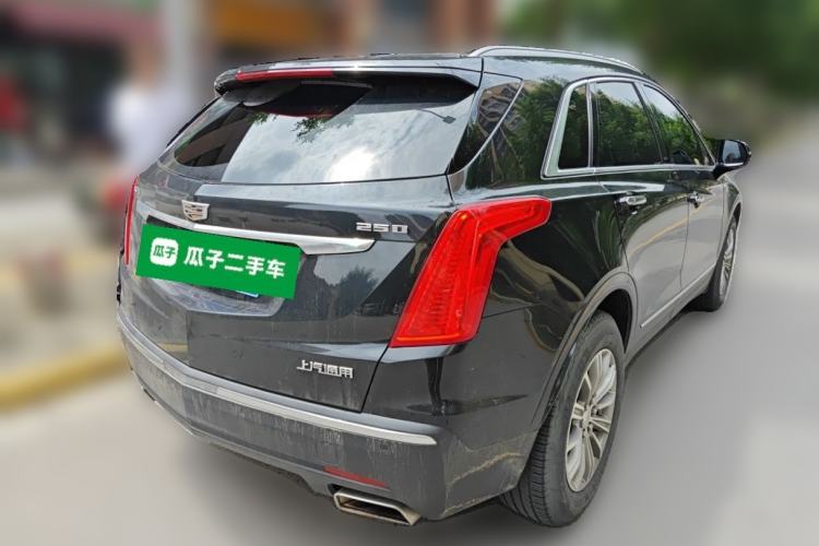 Used Cadillac XT5 2018 25T Luxury Model Rear Right 45 Deg