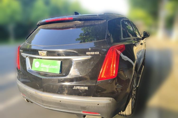 Used Cadillac XT5 2018 25T Luxury Model Rear Right 45 Deg