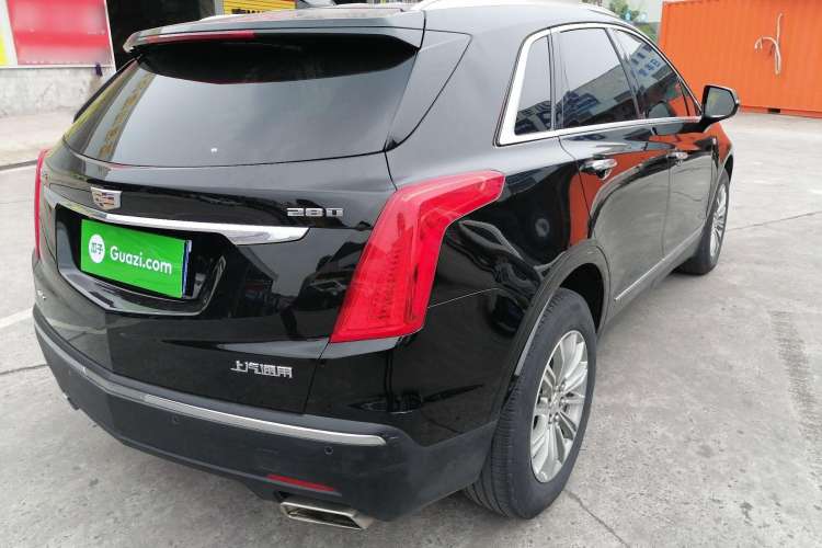 Used Cadillac XT5 2018 28T Four-Wheel Drive Luxury Model Rear Right 45 Deg
