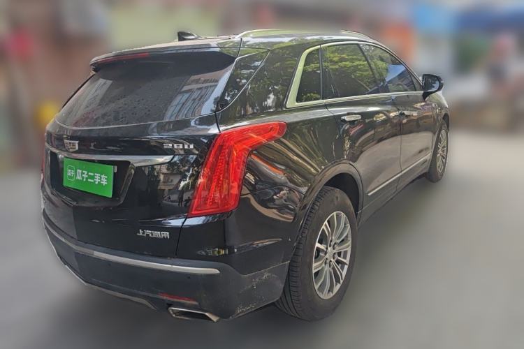 Used Cadillac XT5 2018 28T Four-Wheel Drive Luxury Model Rear Right 45 Deg