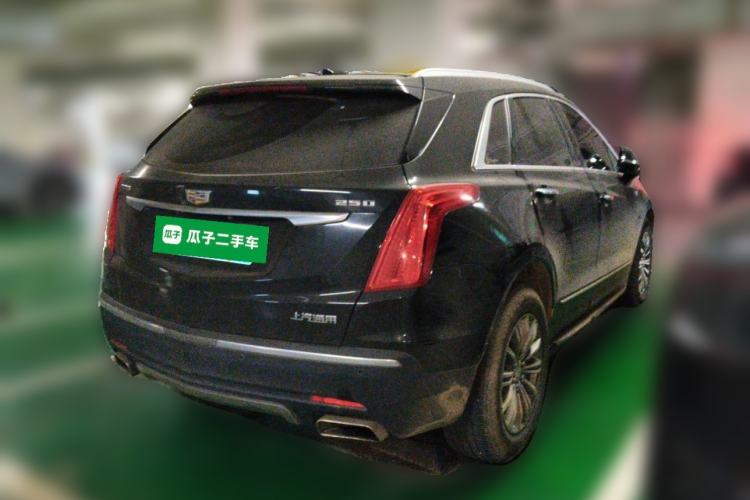 Used Cadillac XT5 2018 25T Luxury Model Rear Right 45 Deg