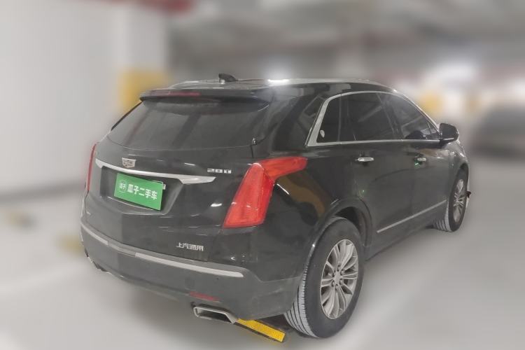 Used Cadillac XT5 2018 28T Four-Wheel Drive Luxury Model Rear Right 45 Deg